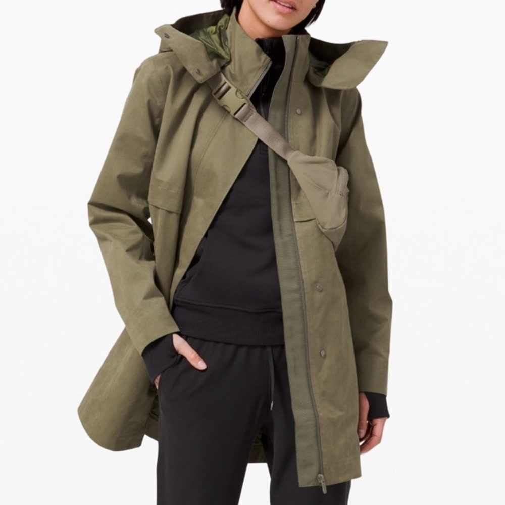 NWT Lululemon Rain Shaker Trench